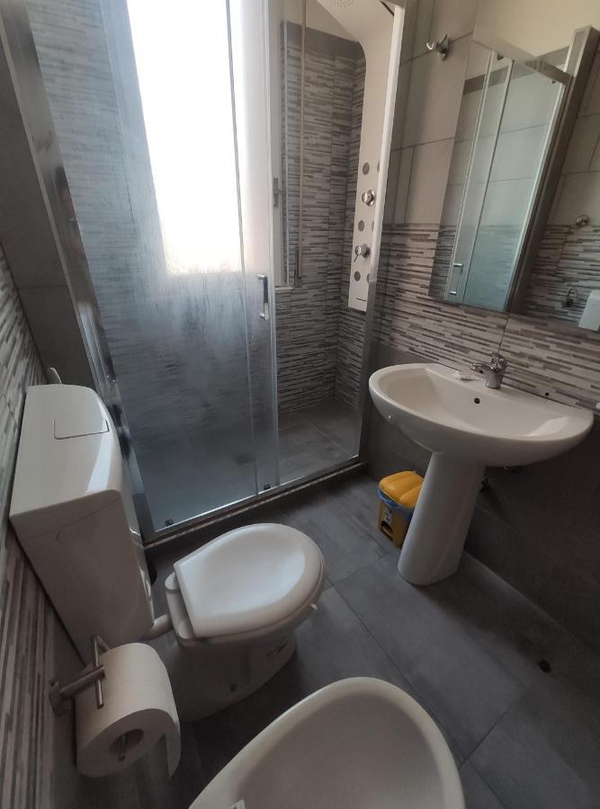 Appartamento C&Y Torelli 1 Novara Exterior photo