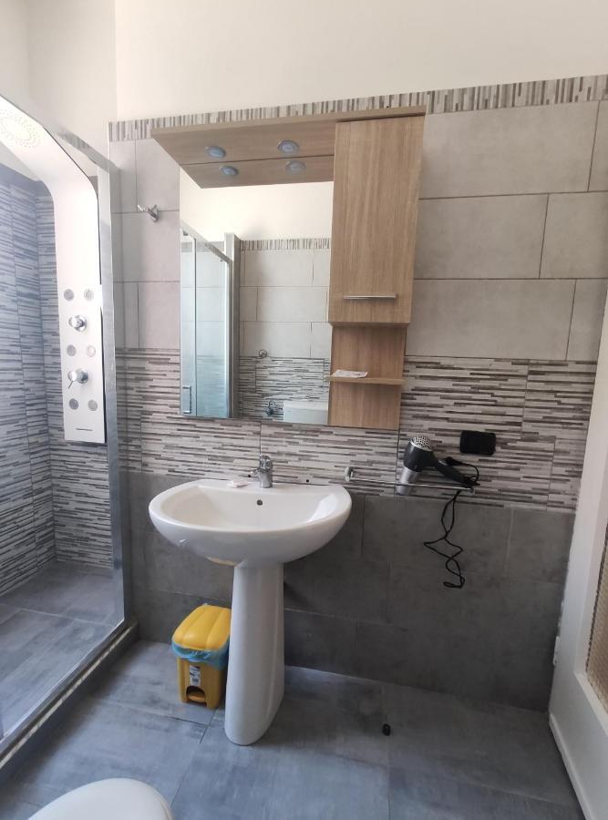 Appartamento C&Y Torelli 1 Novara Exterior photo